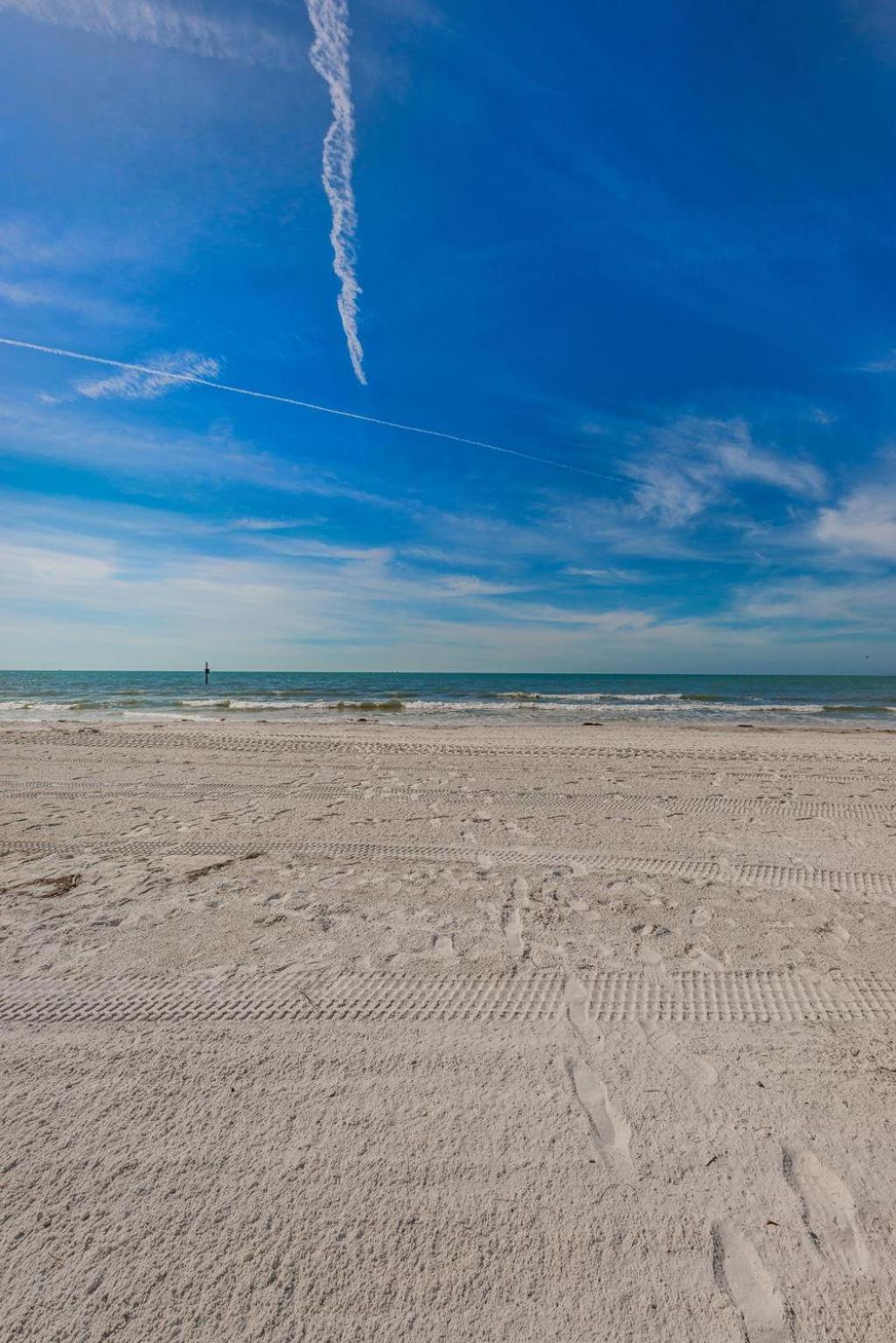 Fins Up In Clearwater Beach Exterior foto